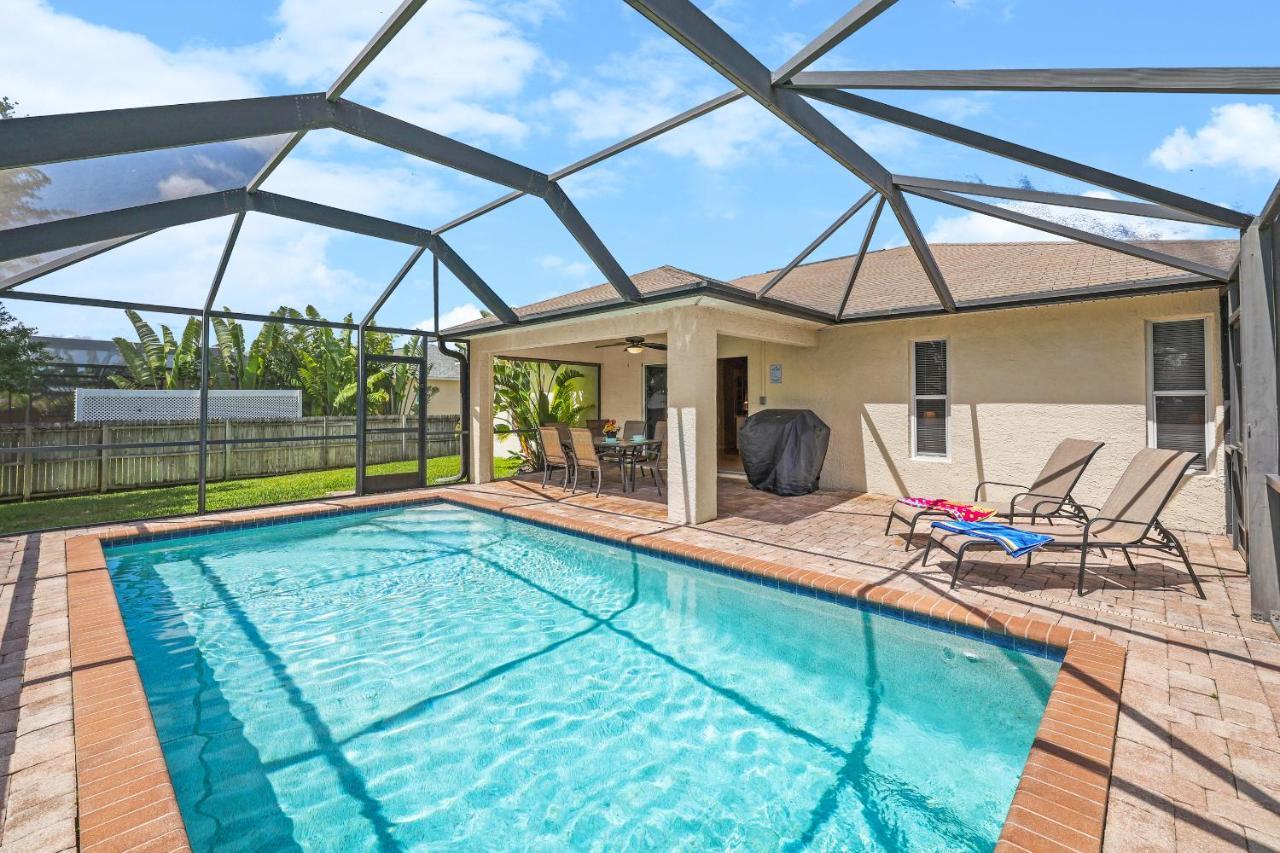 Family Vacation, Heated Pool, Wake Up To Enjoy The Sunrise - Villa Pine Island Cape Coral Exterior photo